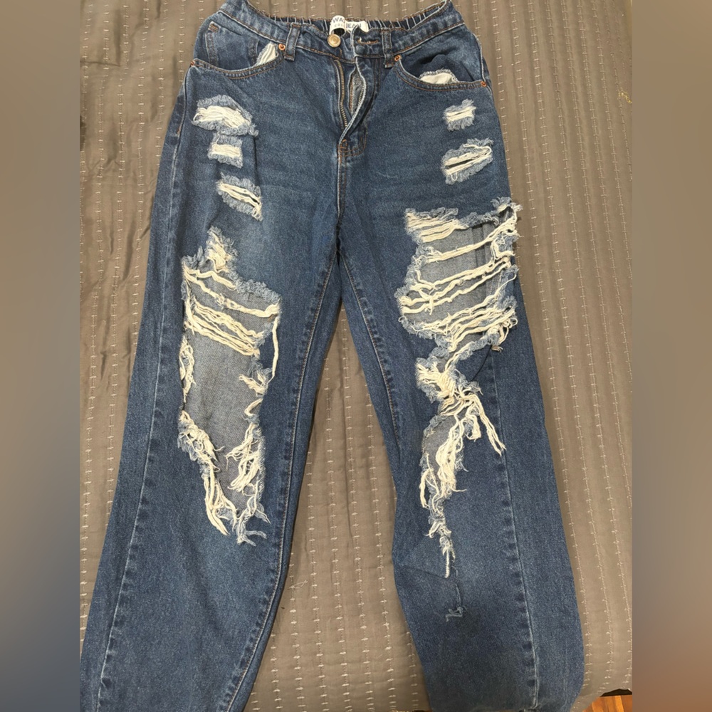 Dark wash, Waxjean. Size small. Super cute jeans.